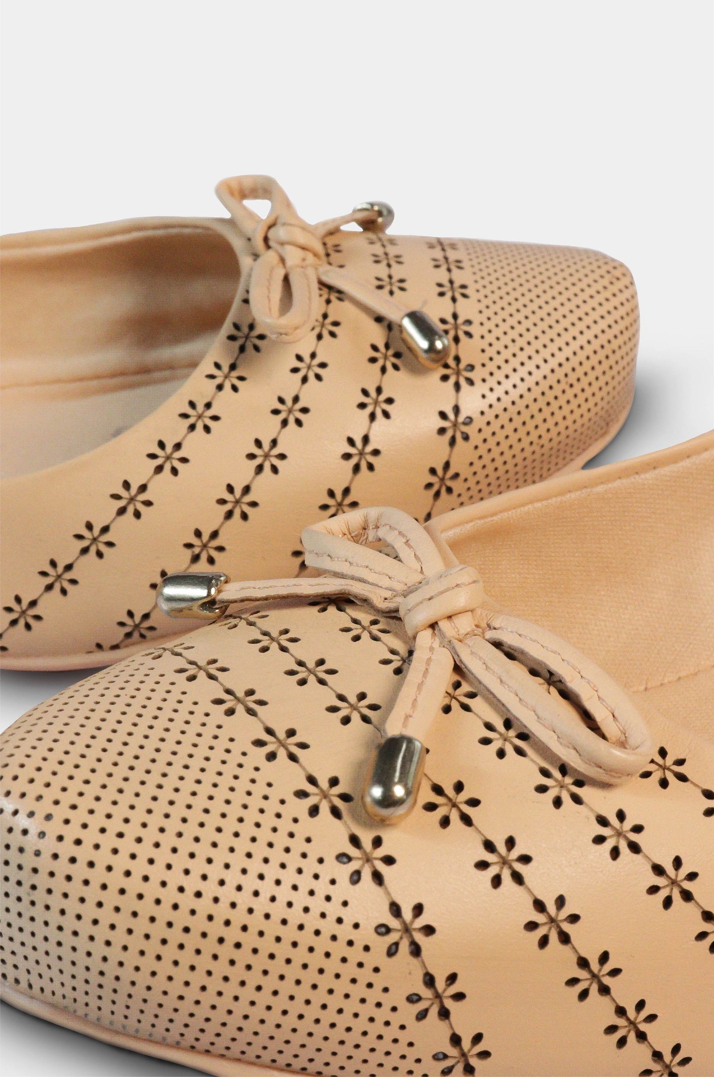 BALETAS PARA MUJER JOUD CUERO BEIGE
