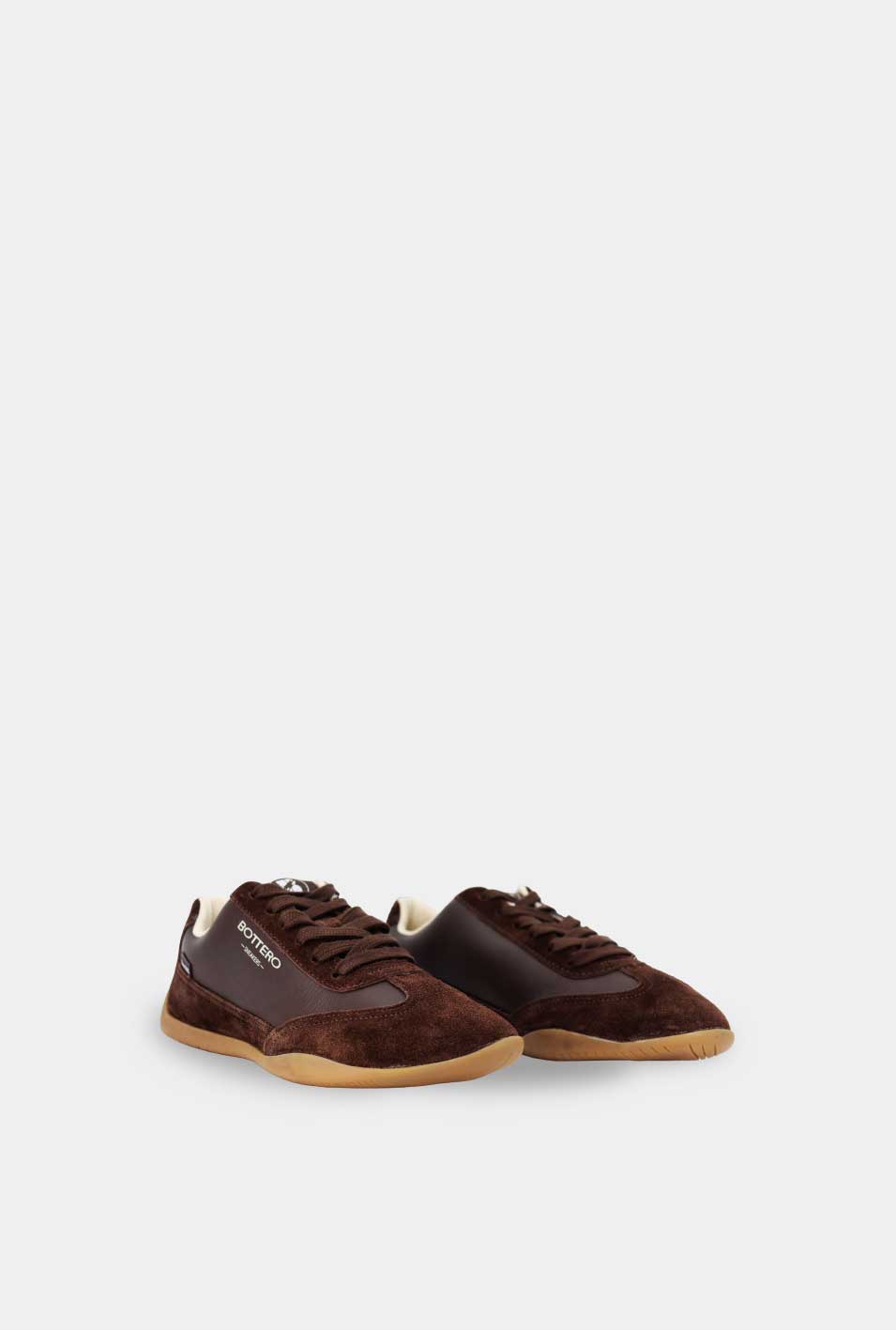 TENIS PARA MUJER BRUMEA CUERO CAFE
