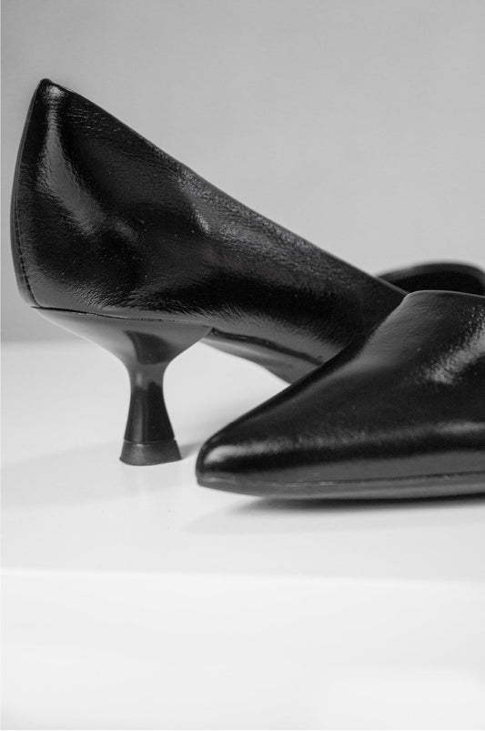 TACONES PARA MUJER ISADORA CUERO NEGRO