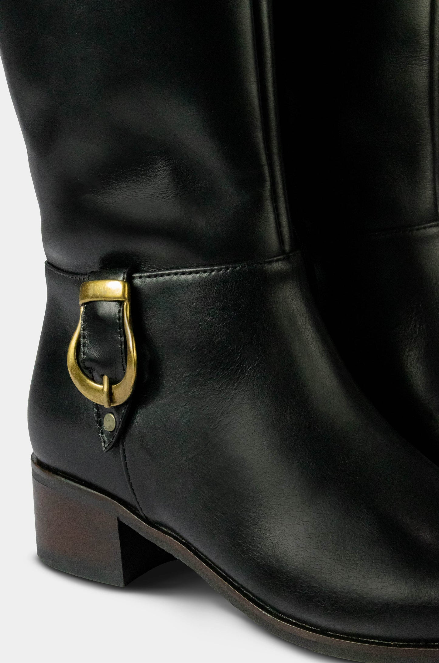 BOTAS PARA MUJER ZAIRA CUERO NEGRO