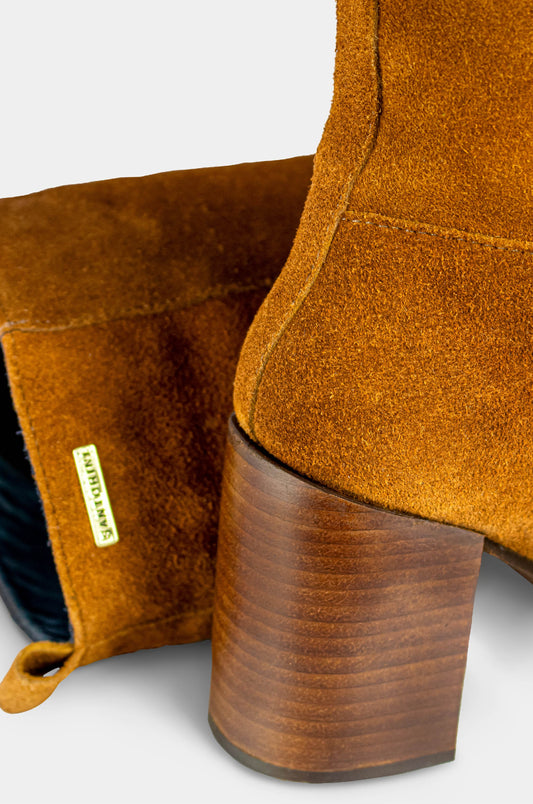 BOTAS PARA MUJER POLICARPA CUERO MIEL SANTORINI - detalle