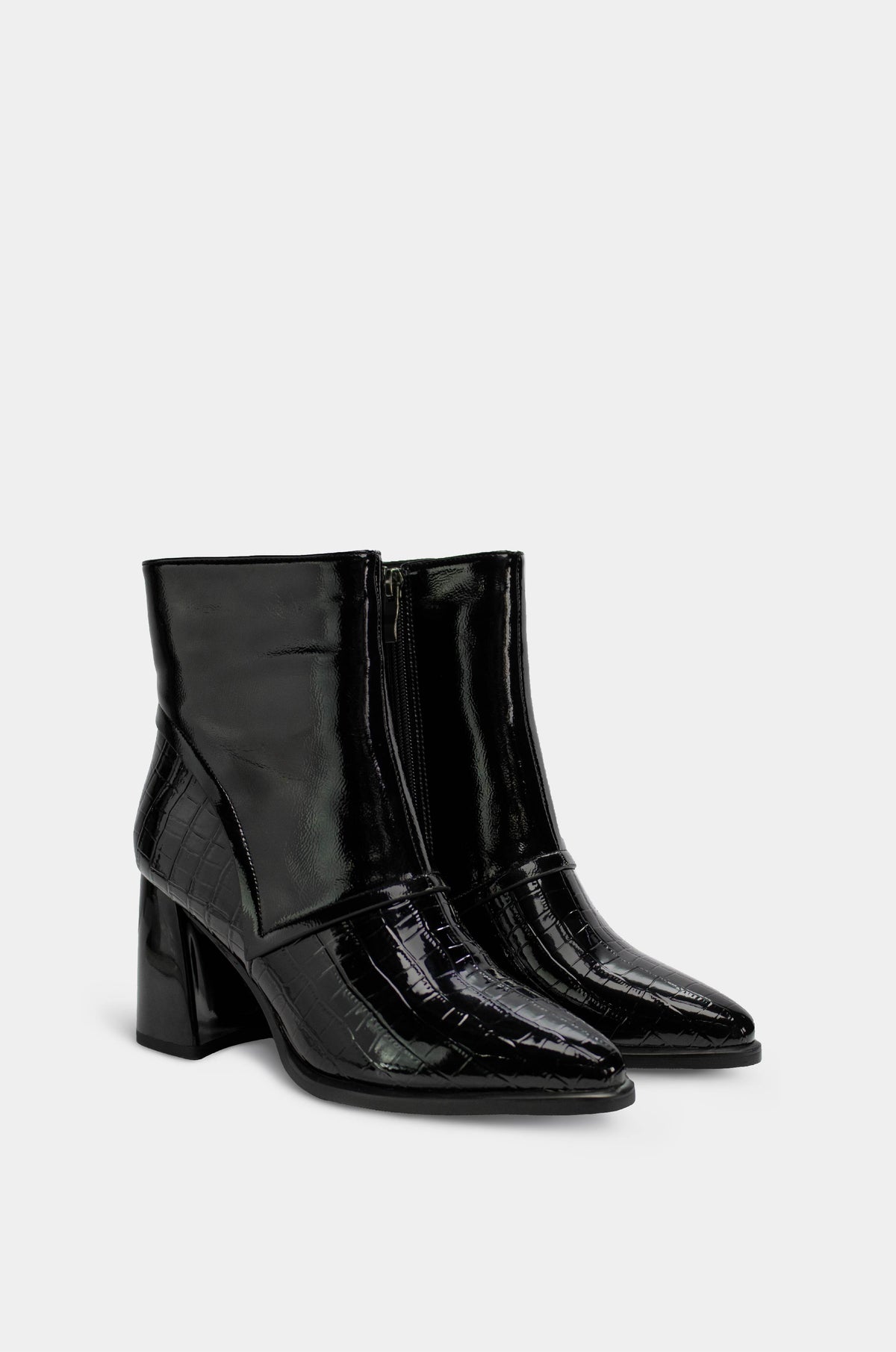BOTINES PARA MUJER ESENCIA NEGRO SANTORINI - vista 45 grados